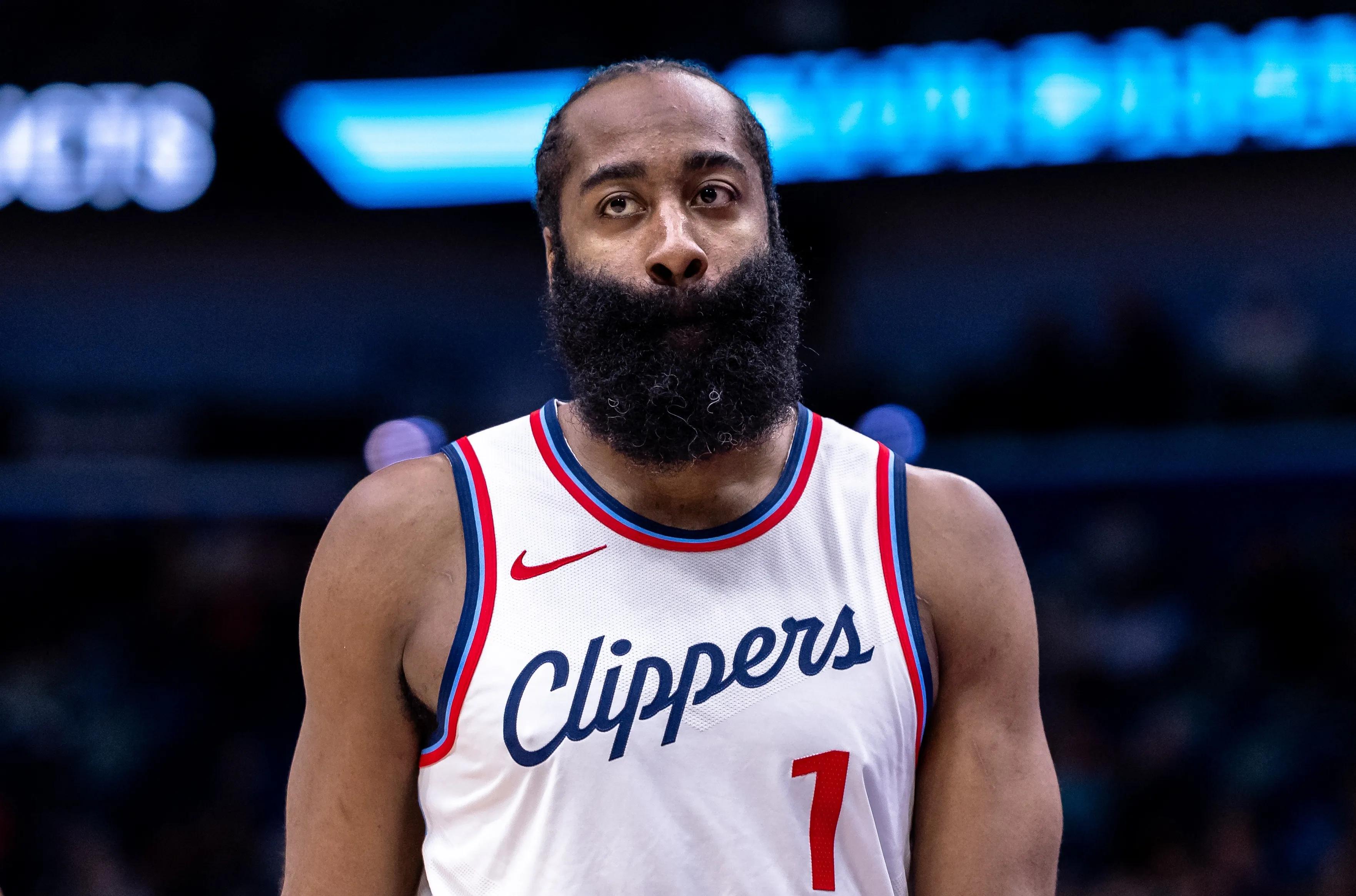 开云体育-哈登迎来五赛季出色发挥，DWG观众热烈欢呼！气势如虹延续-开云体育